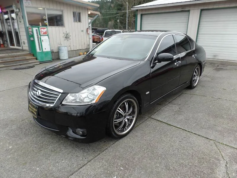 Nissan Fuga 2013